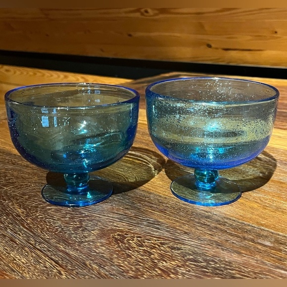 Set of 2 VTG Cobalt Blue Hand Blown Footed Bubble Glass Dessert Bowls Art Glass - Picture 2 of 11